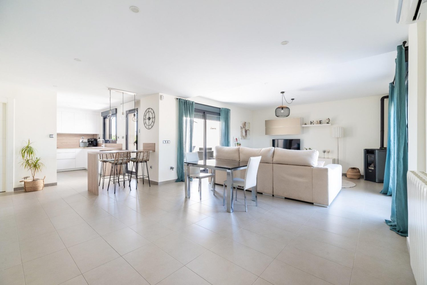 3 Schlafzimmer Haus in Vegas del Genil, Spain, Nr. 173180