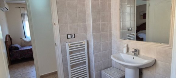 3 bedrooms Villa in Alicante, Spain No. 177129 11