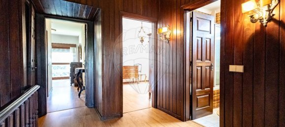 4 bedrooms House in Coimbra, Portugal No. 186641 11