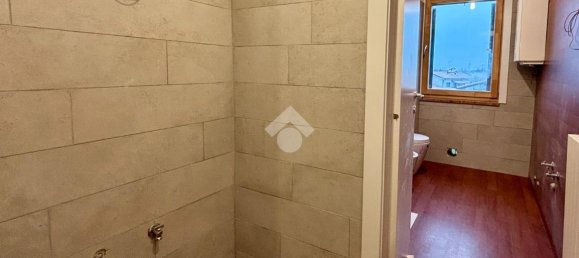 Квартира с 3 комнатами в Лория, Италия № 3049 20