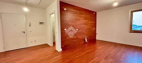 Квартира с 3 комнатами в Лория, Италия № 3049 2