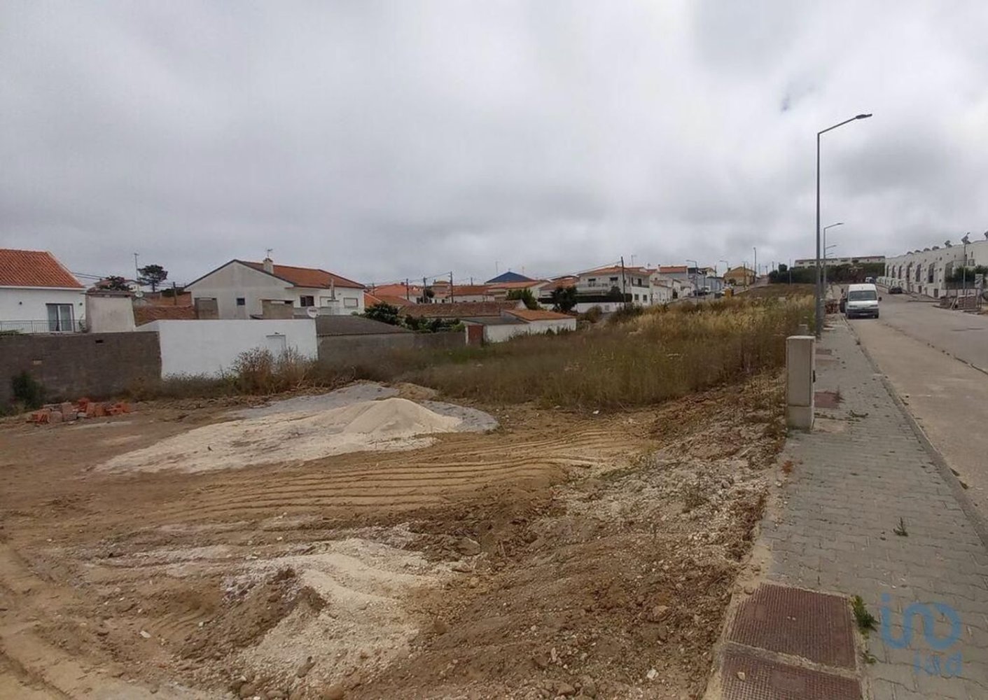 158m² Land in Atouguia da Baleia, Portugal No. 204792