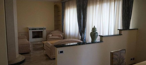 5-Zimmer Wohnung in Prato, Italy, Nr. 146617 5