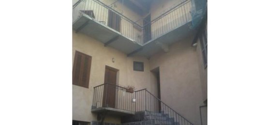 5 غرف نوم شقة في Varese, Italy رقم 254075 3