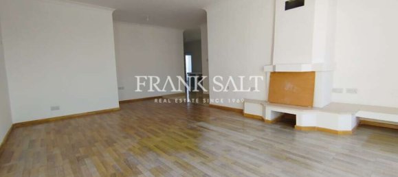 3 bedrooms Penthouse in Marsaskala, Malta No. 2892 8