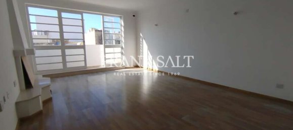 3 bedrooms Penthouse in Marsaskala, Malta No. 2892 7