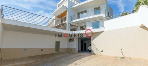 4 bedrooms Villa in Albufeira, Portugal No. 25681 32