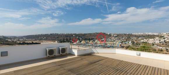 4 bedrooms Villa in Albufeira, Portugal No. 25681 35