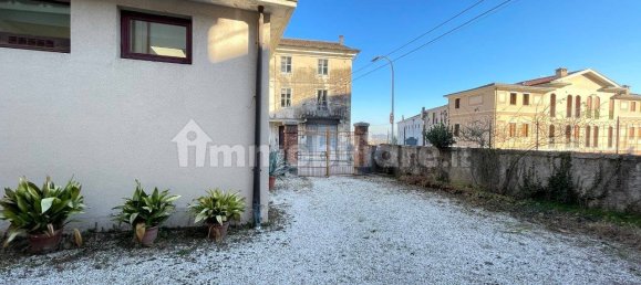 5 rooms Building in Piovene Rocchette, Italy No. 186273 4