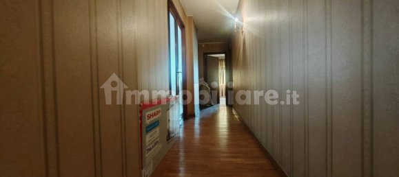 5 bedrooms Apartment in Rome, Italy No. 375493 13