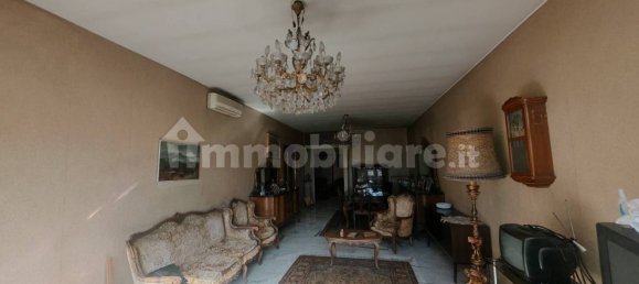 5 bedrooms Apartment in Rome, Italy No. 375493 12