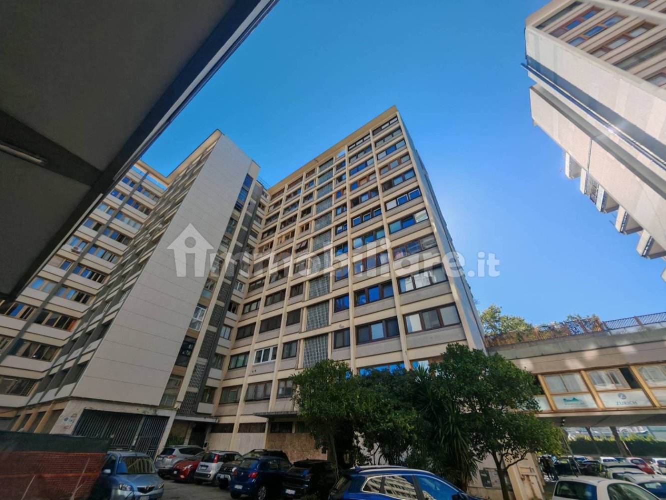 5 bedrooms Apartment in Rome, Italy No. 375493