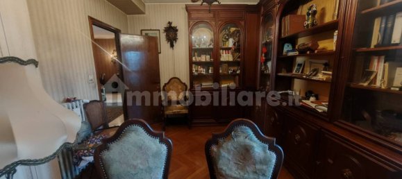 5 bedrooms Apartment in Rome, Italy No. 375493 9