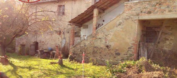 Studio in Laterina Pergine Valdarno, Italy No. 226583 3