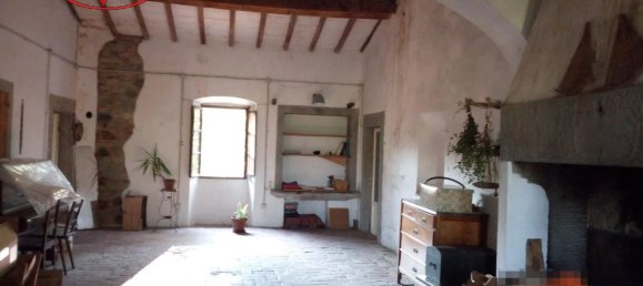 Studio in Laterina Pergine Valdarno, Italy No. 226583 5