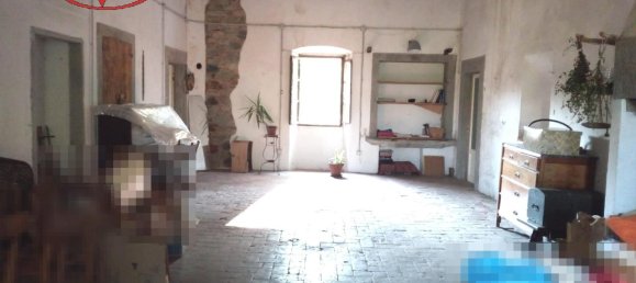 Studio in Laterina Pergine Valdarno, Italy No. 226583 4