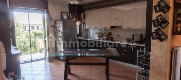 3 bedrooms Apartment in Moncalieri, Italy No. 266099 3