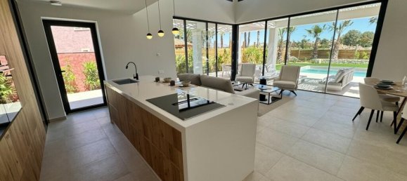 3 bedrooms Villa in Cuevas del Almanzora, Spain No. 38520 3