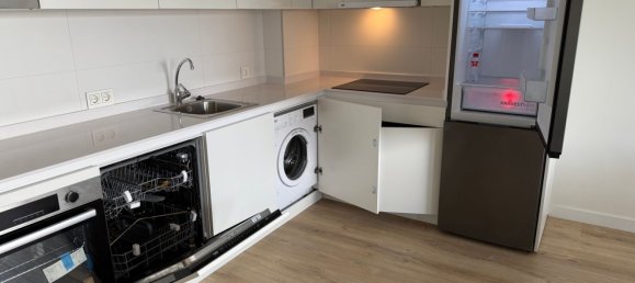 1 bedroom Apartment in Santander, Spain No. 188630 2