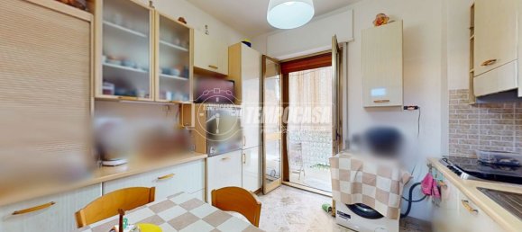 2 bedrooms Apartment in Bari, Italy No. 323083 8