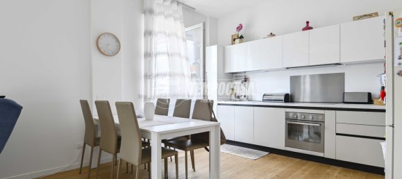 2 rooms Apartment in Bergamo, Italy No. 275022 9