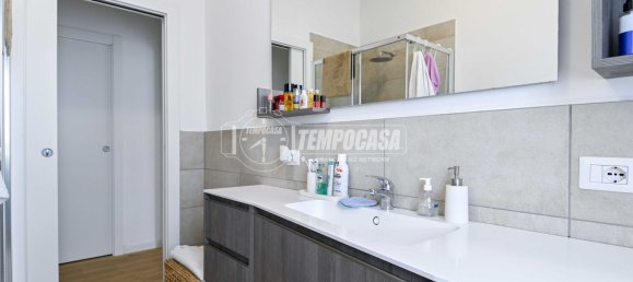 2 rooms Apartment in Bergamo, Italy No. 275022 20