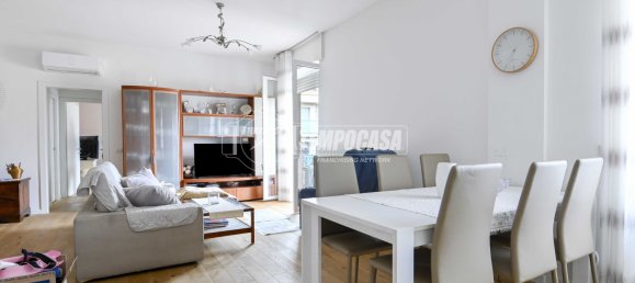 2 rooms Apartment in Bergamo, Italy No. 275022 11