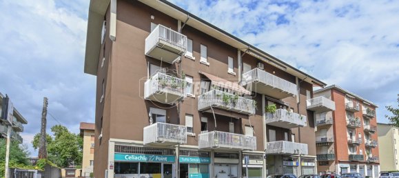 2 rooms Apartment in Bergamo, Italy No. 275022 15