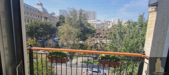 Apartamento de 2 dormitorios en Sabail, Azerbaijan No. 2347 20