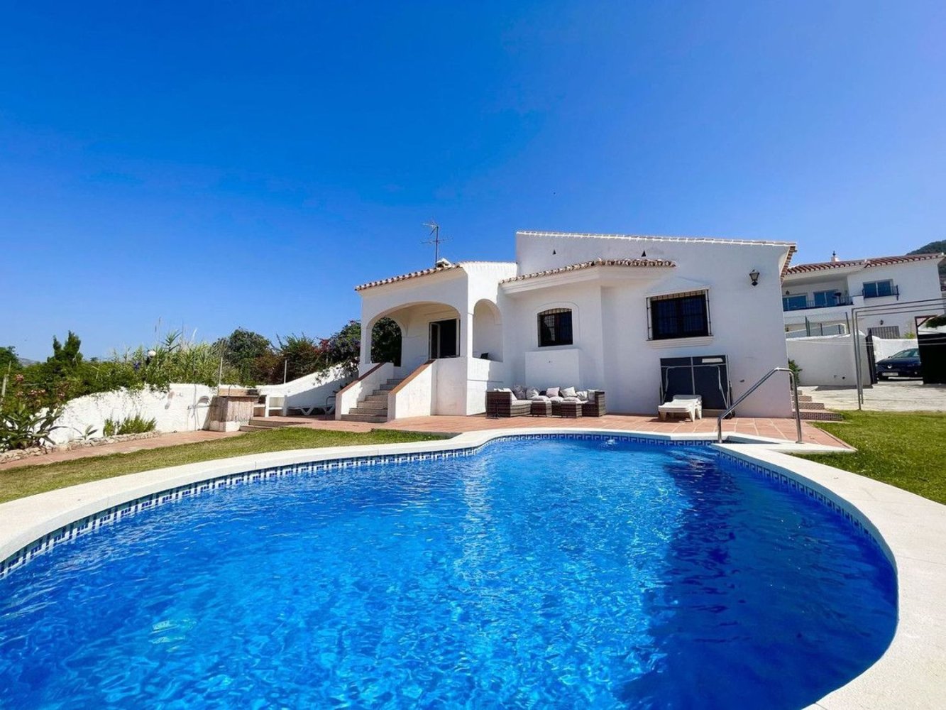 2 Schlafzimmer Villa in Nerja, Spain, Nr. 143256