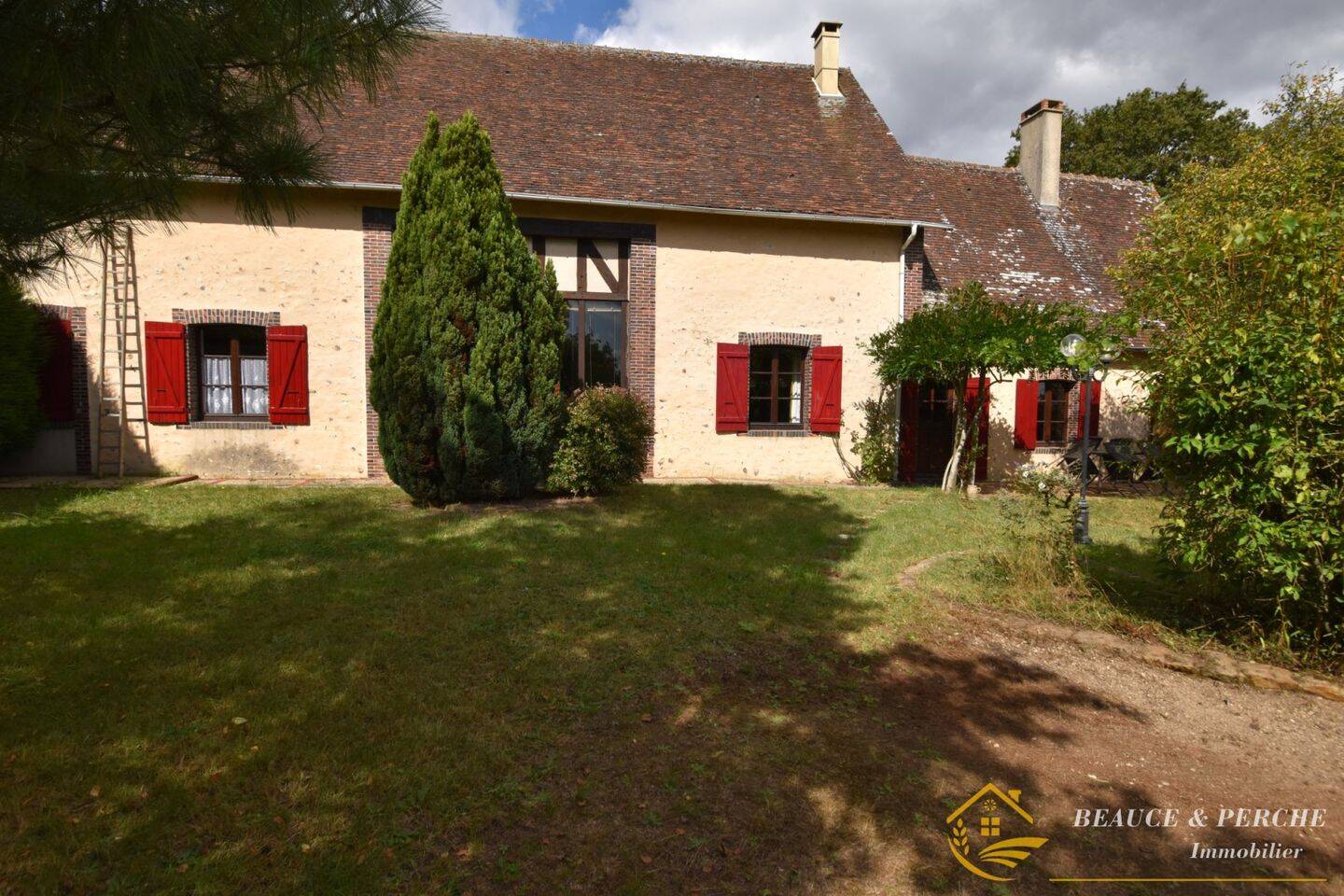 3 bedrooms House in Champrond-en-Gatine, France No. 88794