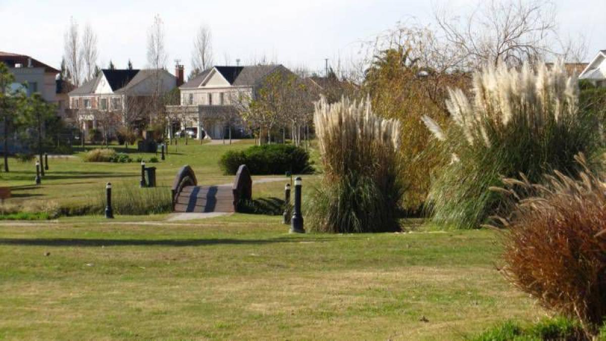  Land in Tigre, Argentina No. 42057