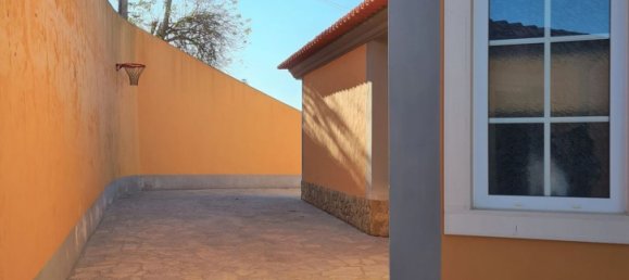 3 bedrooms House in Colares, Portugal No. 49614 21