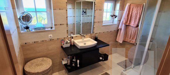 3 bedrooms House in Colares, Portugal No. 49614 4