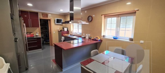 3 bedrooms House in Colares, Portugal No. 49614 27