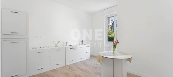 Квартира с 3 комнатами в Монца, Италия № 314708 9