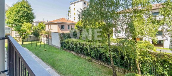 Квартира с 3 комнатами в Монца, Италия № 314708 18