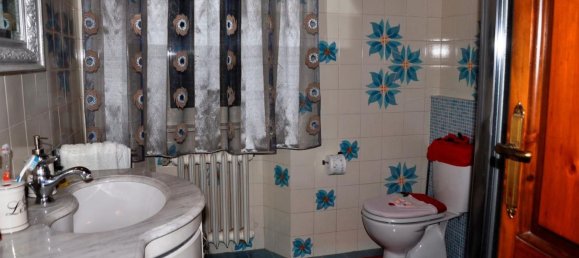 5 rooms Villa in Carrara, Italy No. 166653 22