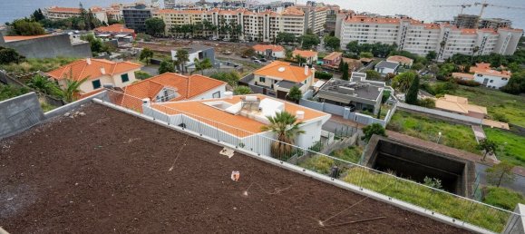 4 bedrooms House in Funchal, Portugal No. 142395 22