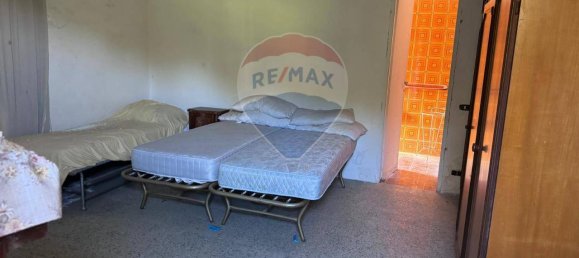 Дом с 5 комнатами в Сант Андреа дель Гарильяно, Италия № 165898 7