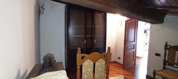 8 rooms Apartment in Sarzana, Italy No. 105884 17