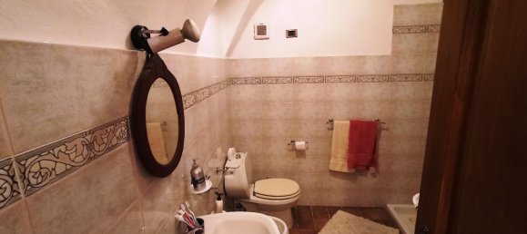 8 rooms Apartment in Sarzana, Italy No. 105884 23