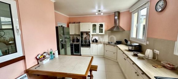 4 Schlafzimmer Haus in Chennevieres-sur-Marne, France, Nr. 181115 4