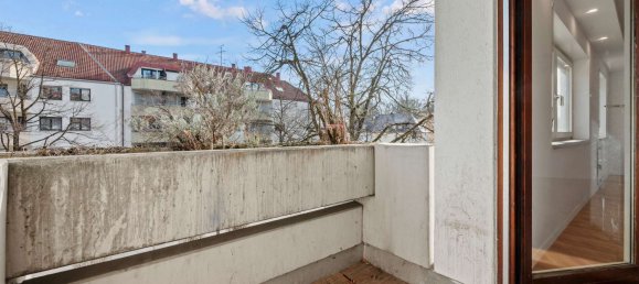 Studio in Munich, Germany No. 129214 9