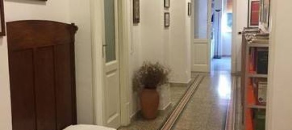 7 bedrooms Apartment in Rome, Italy No. 202725 3