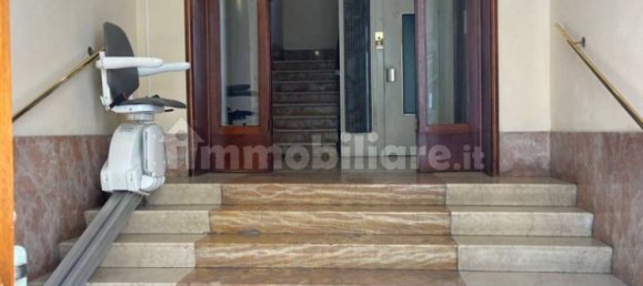 7 bedrooms Apartment in Rome, Italy No. 202725 12