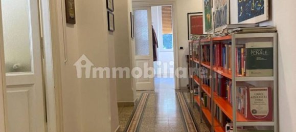 7 bedrooms Apartment in Rome, Italy No. 202725 2