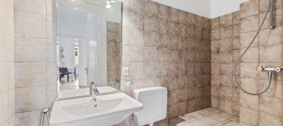 8 rooms Building in Wandsbek, Germany No. 80652 27