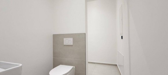 3 rooms Apartment in Rudolfsheim-Funfhaus, Austria No. 18694 8