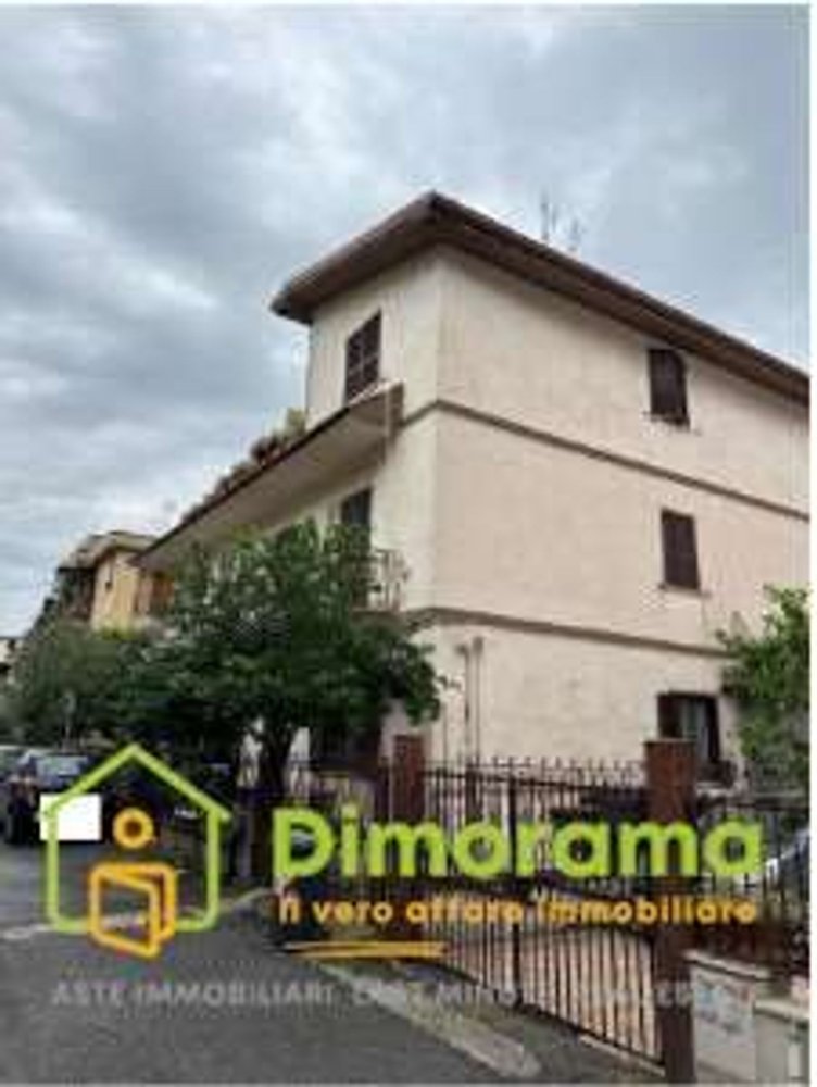 5 bedrooms Apartment in Monterotondo, Italy No. 365241